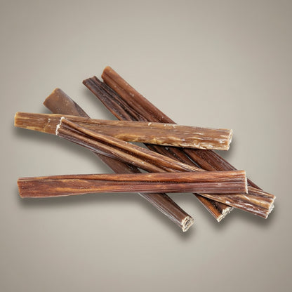 Lupiora NATURAL GREATNESS Rinderkehle Hundesnack, getrocknete 100% Rindfleisch-Sticks zur Zahnpflege und Gelenkunterstützung