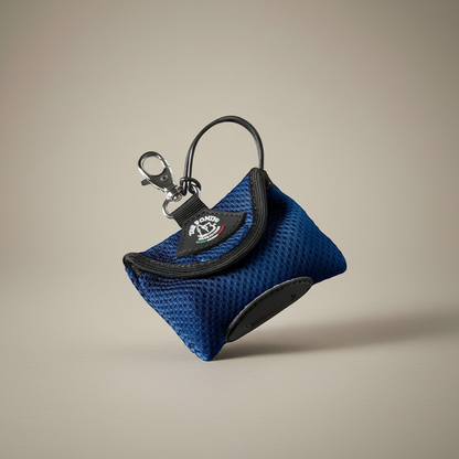 Lupiora TRE PONTI Kotbeutelspender aus blauem Netzgewebe mit Karabiner und Schlaufe für einfaches Befestigen