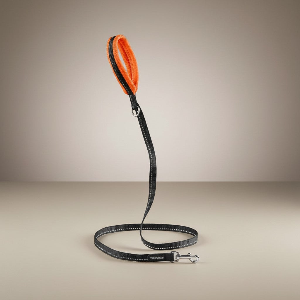 Lupiora Tre Ponti Mesh-Leine in Schwarz mit leuchtend orangefarbenem, gepolstertem Netzgriff und reflektierendem Band